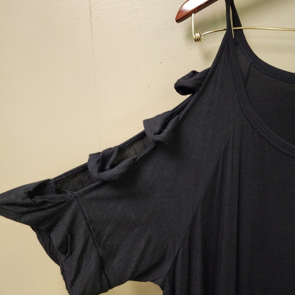 Heimish USA Black Slotted Cold Should Long Tunic Black Top Size Large - Picture 8 of 12